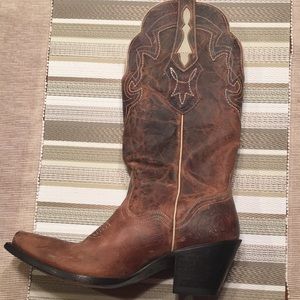 JB Dillon women’s size 9